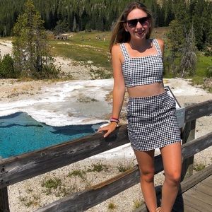 Meet your Posher, Cameron